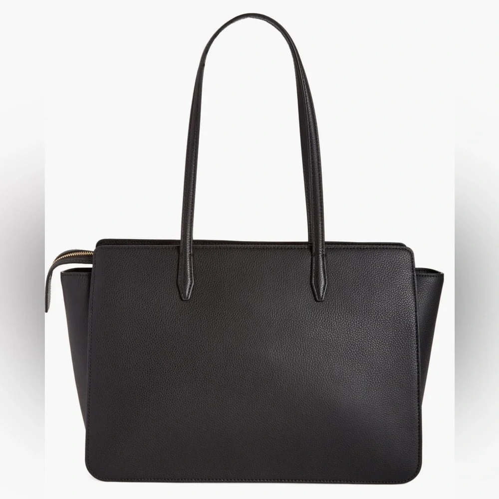 TORY BURCH Robinson Leather Tote. Black. NWOT